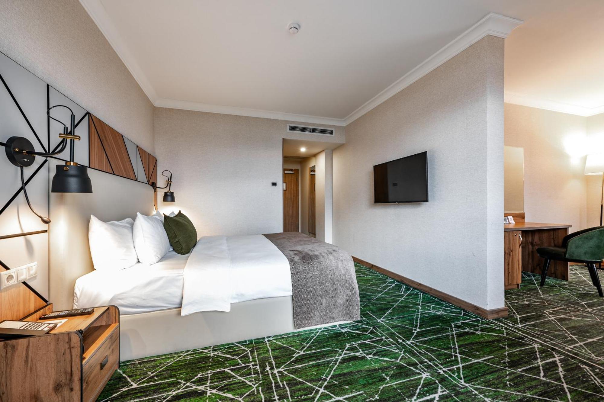 Wyndham Garden Burabay Hotel Exterior foto